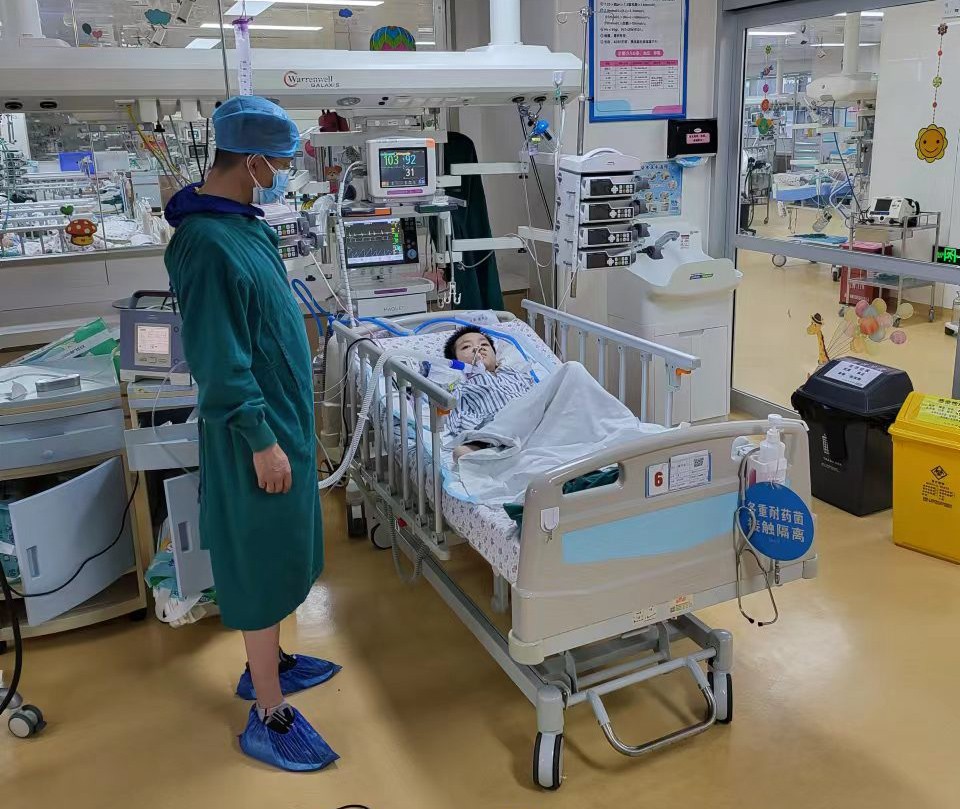 志丹县跨省救护车出租公司